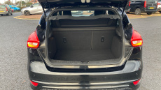 Ford Focus 1.0 EcoBoost 140 ST-Line Navigation 5dr Petrol Hatchback